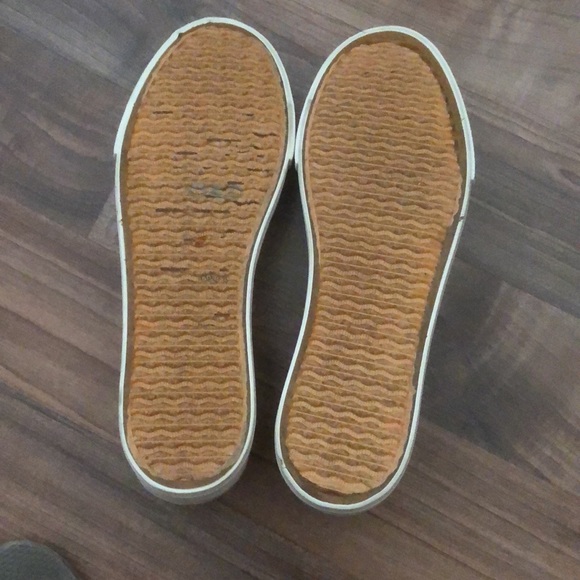 Restricted Cheetah print sneakers - Picture 4 of 5